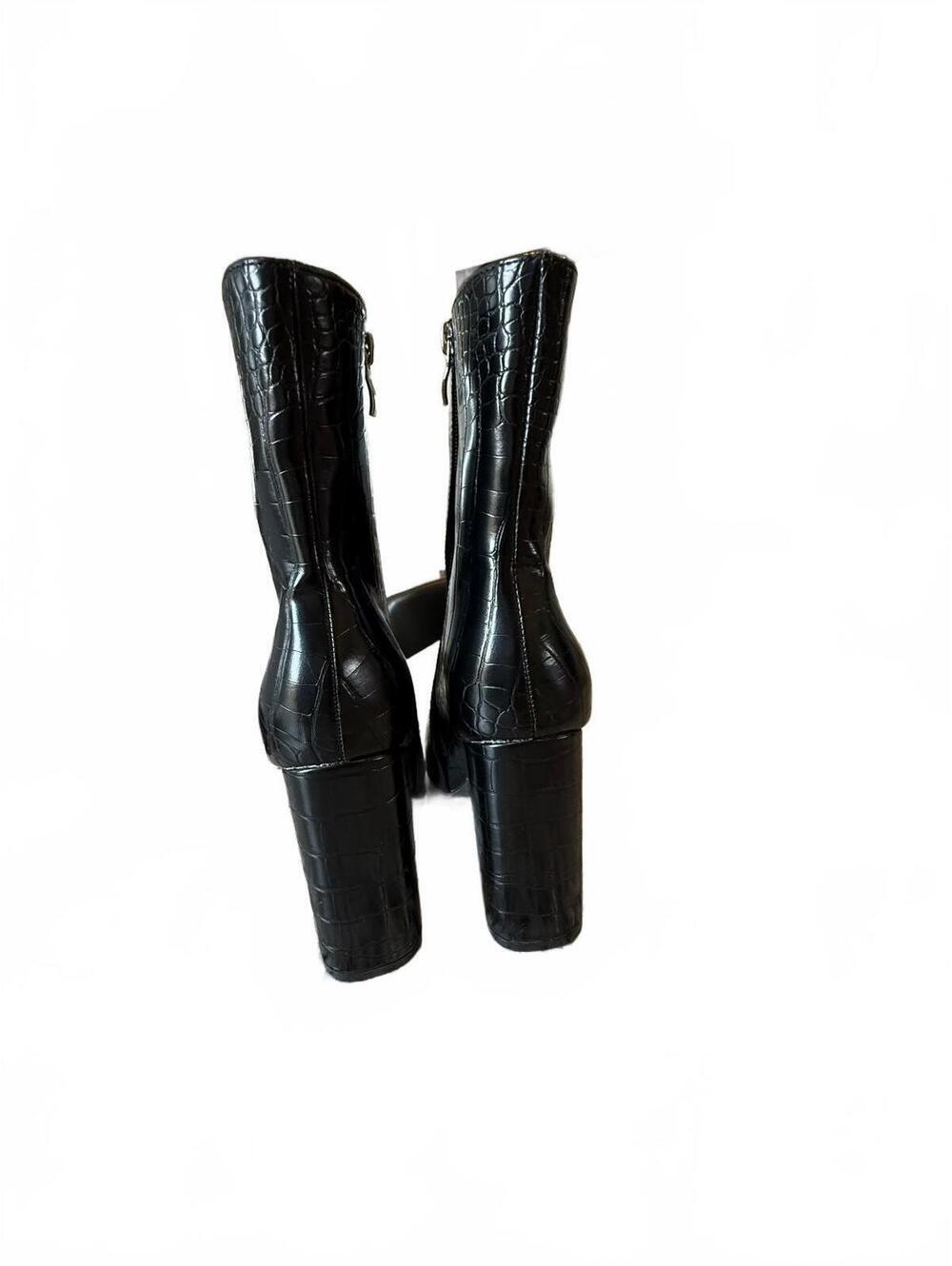 PrettyLittleThing Black Croc-Embossed Mild Calf Block Heel Boots Size 6 - Picture 5 of 6